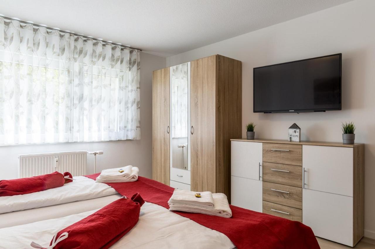 Apartment Eastside Mit 3 Zimmern Fuer Bis Zu 5 Personen Mit Balkon FDH Exterior foto