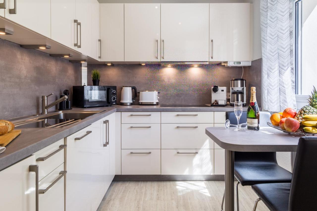 Apartment Eastside Mit 3 Zimmern Fuer Bis Zu 5 Personen Mit Balkon FDH Exterior foto